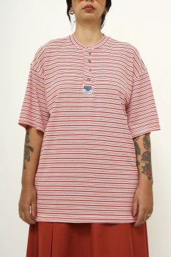 Camiseta listras vintage vermelha na internet