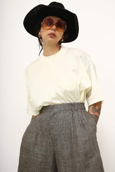 Camiseta levinha poliamida vintage