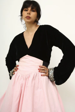 Cropped veludo manga bordada vintage