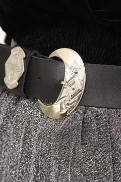 Cinto fivela boho western preto couro