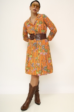 Vestido laranja estampa manga 3/4 vintage - loja online