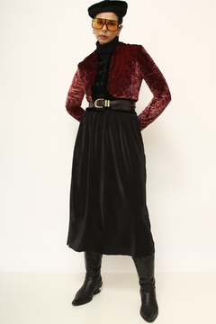 Cropped veludo vinho estampa vintage na internet