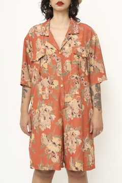 Macaquinho de viscose vintage flores