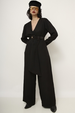 Macacão preto pantalona chic