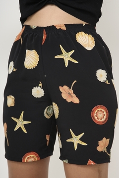 Bermuda preta estrelas e conchas - comprar online