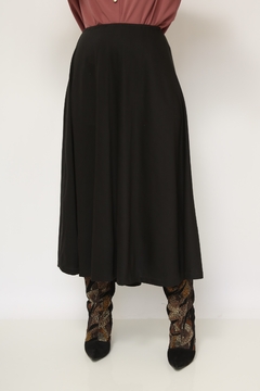 Saia midi preta poliester vintage - loja online