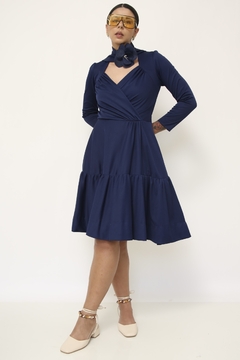 Vestido azul MARIE CLAIRE cinto flor na internet