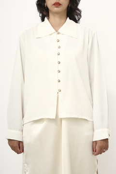 Camisa branca botões vintage - Capichó Brechó