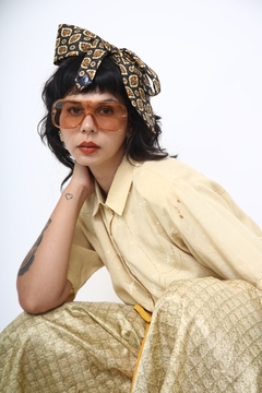 Camisa amarela bordado vintage
