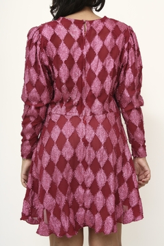 Vestido rosa losango vintage manga longa - comprar online