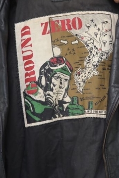 Jaqueta couro preta pelo gola vintage - Capichó Brechó