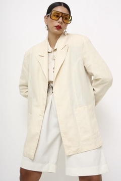 Blazer creme linho ombreira classico - Capichó Brechó