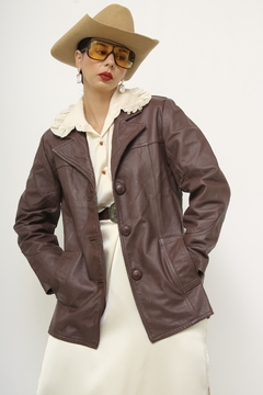 Blazer couro marrom vintage na internet