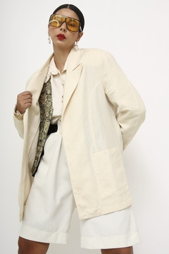 Blazer creme linho ombreira classico