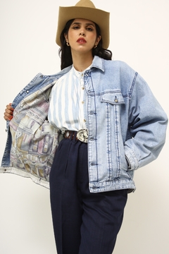 Jaqueta jeans forro estampada