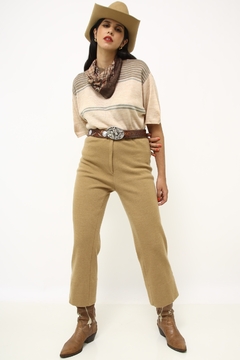 Calça camelo pantacort flare - comprar online