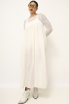 Vestido renda amplo estilo penhoar na internet