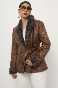 Jaqueta couro Jane Birkin marrom pelo gola manga - comprar online
