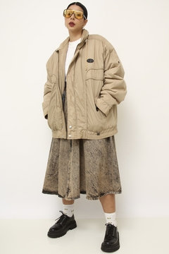 Jaqueta bomber bege acolchoada vintage forro estampado na internet