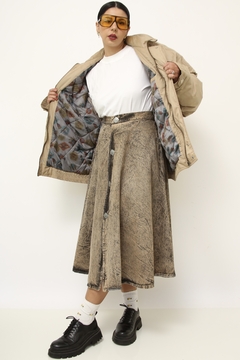 Jaqueta bomber bege acolchoada vintage forro estampado - loja online