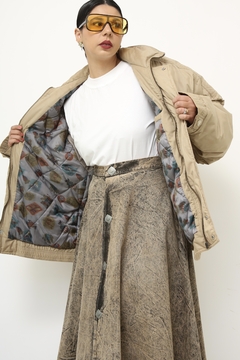 Jaqueta bomber bege acolchoada vintage forro estampado - loja online