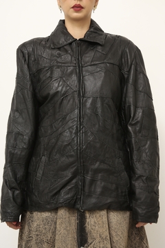 Jaqueta preta recortes vintage forrada - comprar online