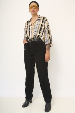 Calça veludo cotele vintage preta - Capichó Brechó