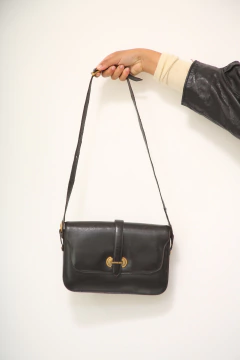 Bolsa preta 100% couro det dourado - comprar online