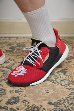 Tenis ADIDAS HU vermelho 44