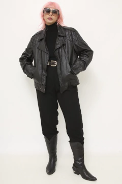 Jaqueta 100% couro recortes matelasse