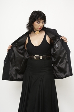 Imagem do Blazer preto forrado ombreira vintage