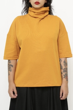 Blusa Zara mostarda gola alta - loja online