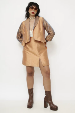 Conjunto saia + blazer dourado - Capichó Brechó