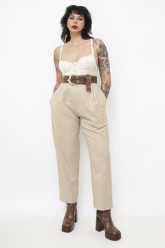 Calça lã bege cintura alta Maria Bonita