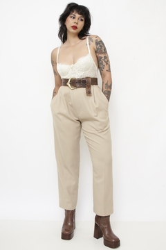 Calça lã bege cintura alta Maria Bonita
