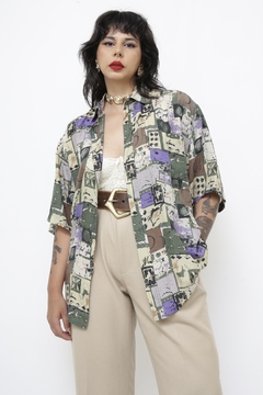 Camisa seda estampada verde roxa vintage - Capichó Brechó
