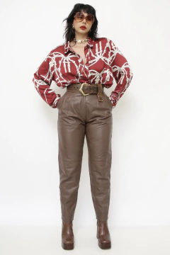 Camisa western vinho cordas e cela