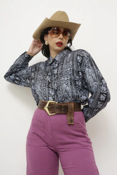 Camisa seda azul estampada