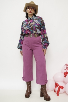 Camisa estampada flores roxa na internet