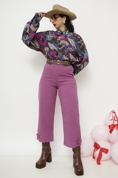 Camisa estampada flores roxa na internet