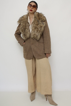 Blazer marrom vintage com gola removivel - comprar online