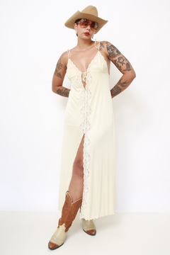 Camisola longa off white renda amarração - Capichó Brechó
