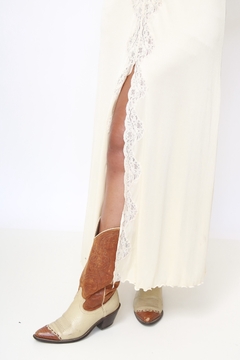 Camisola longa off white renda amarração - Capichó Brechó