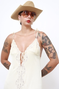 Camisola longa off white renda amarração - loja online