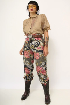 Calça estampada pantacort preta rosa