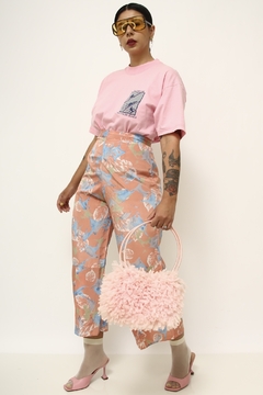 Calça acetinada rosa estampada