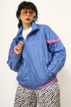 Jaqueta Nylon vintage azul com rosa BORDADO COSTAS na internet