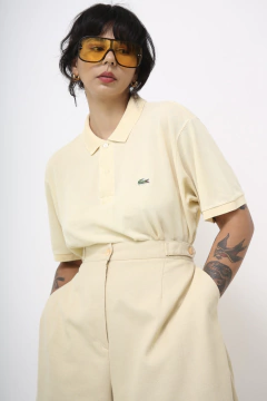 Polo amarela lacoste vintage - Capichó Brechó