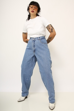 Calça jeans azul classica listra branca lateral bag - Capichó Brechó