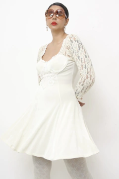 Imagem do Vestido Durian off white busto e manga renda